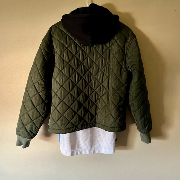Vans Olive Quilted Jacket - Picture 2 of 8